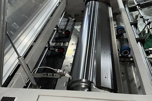 Intelligent Servo Powder Removal Laminating Machine